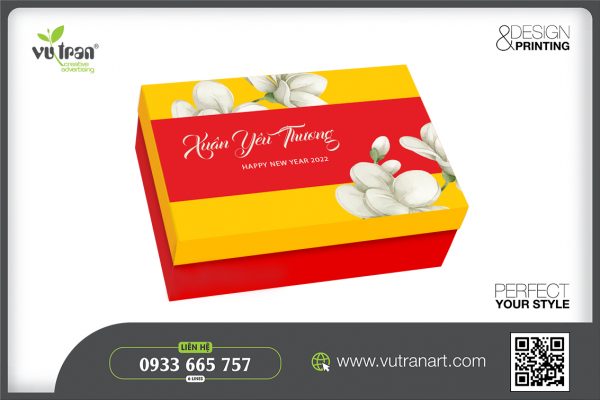 Hộp quà Tết hoa trắng 1 - thiết kế bởi Vutranart.